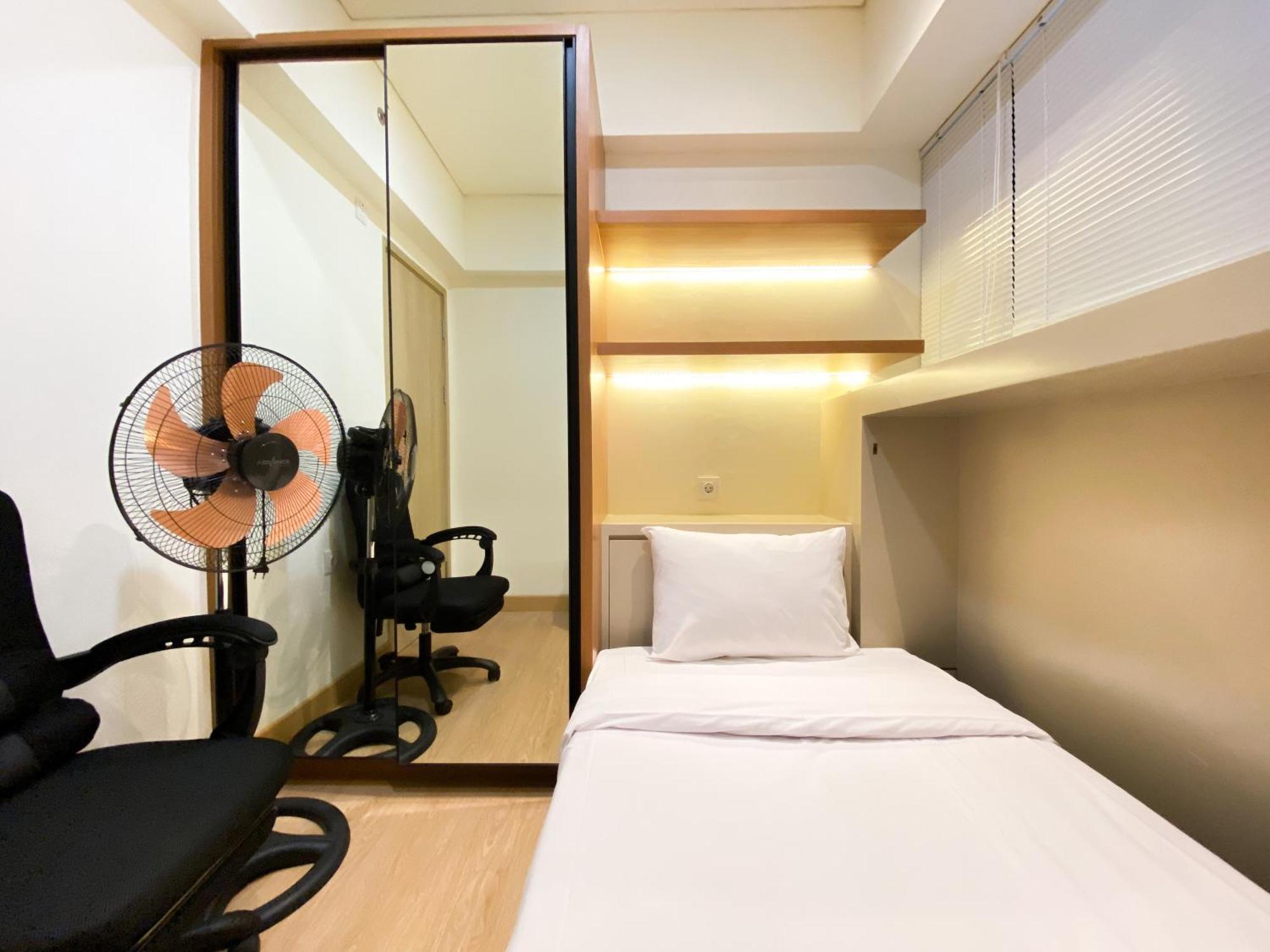 Comfortable Design 2Br With Working Space Apartment At Meikarta By Travelio Cikarang Bagian luar foto